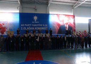 Yakutiye ilçe kongresi renkli geçti